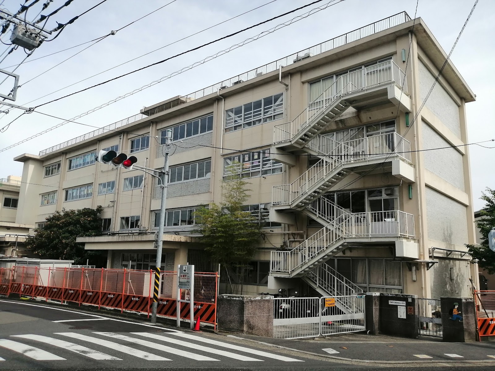 南百合丘小学校の写真