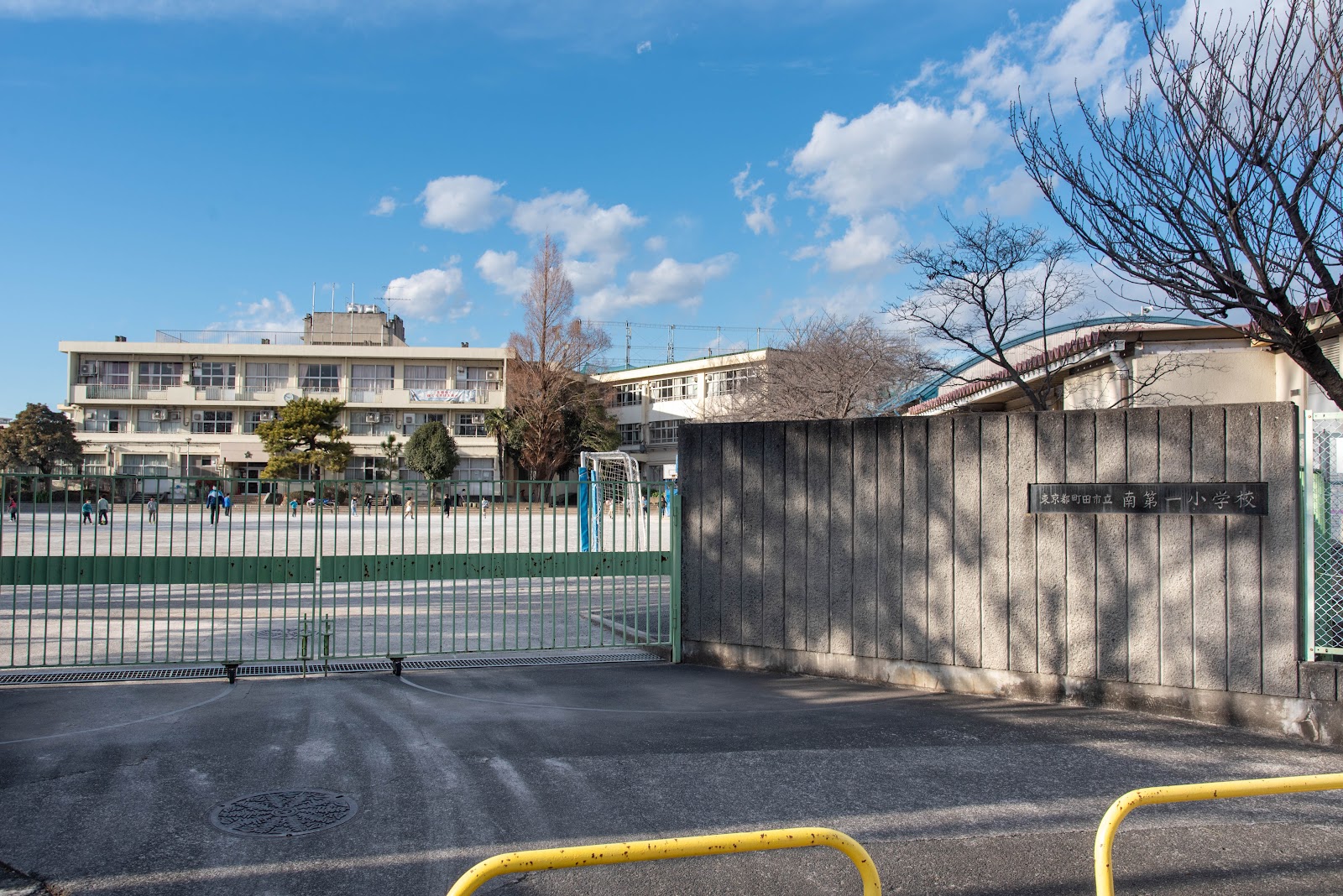 南第一小学校の写真