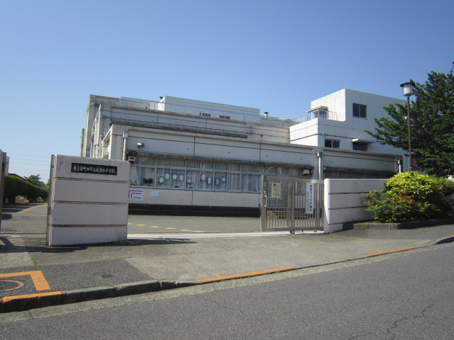 成瀬台中学校の写真