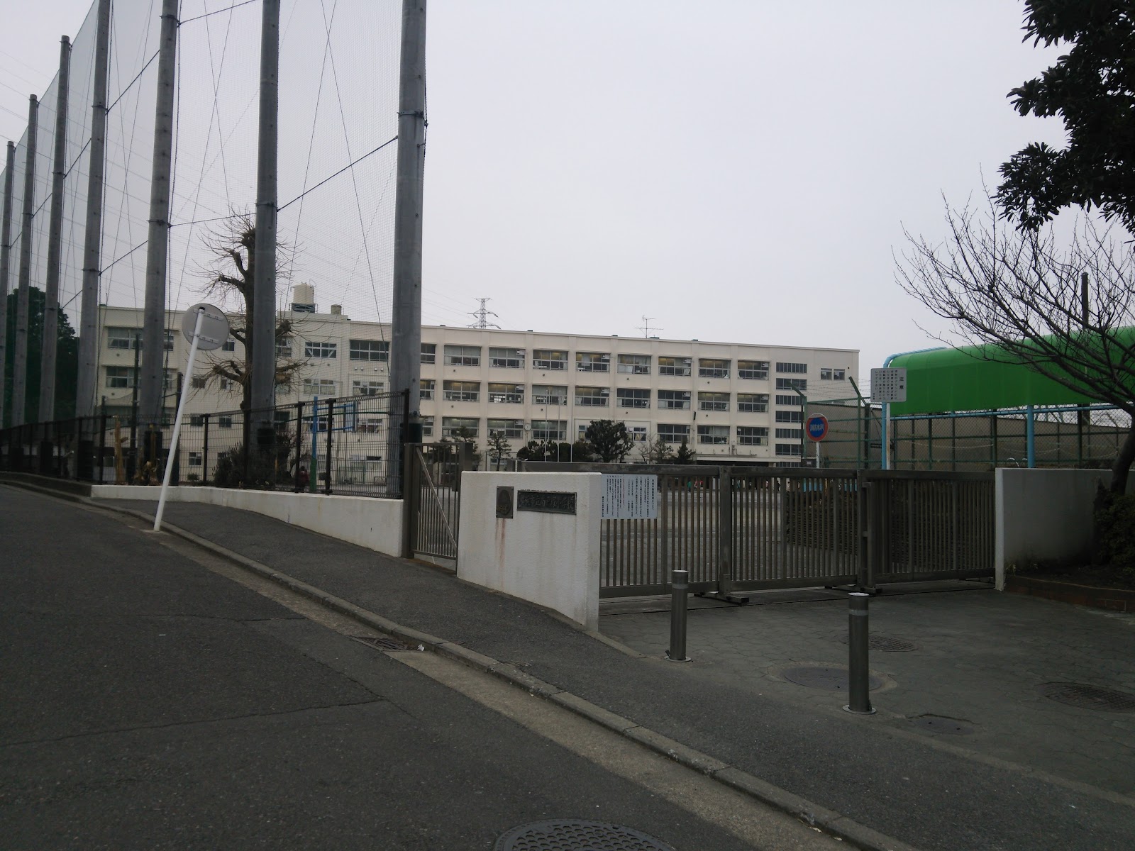 南戸塚小学校の写真