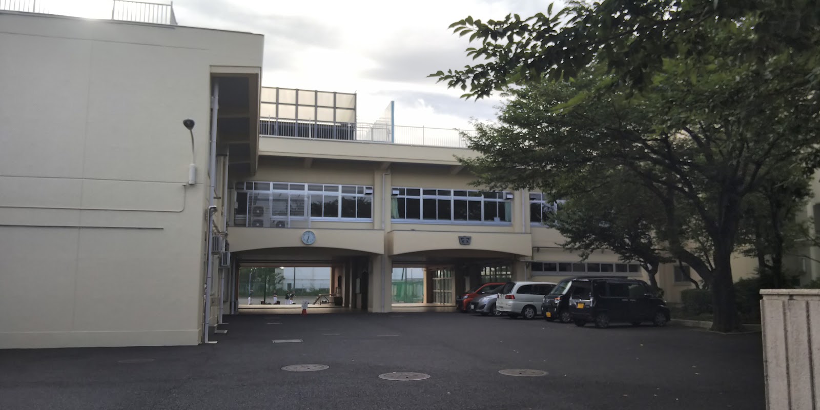 本宿中学校の写真
