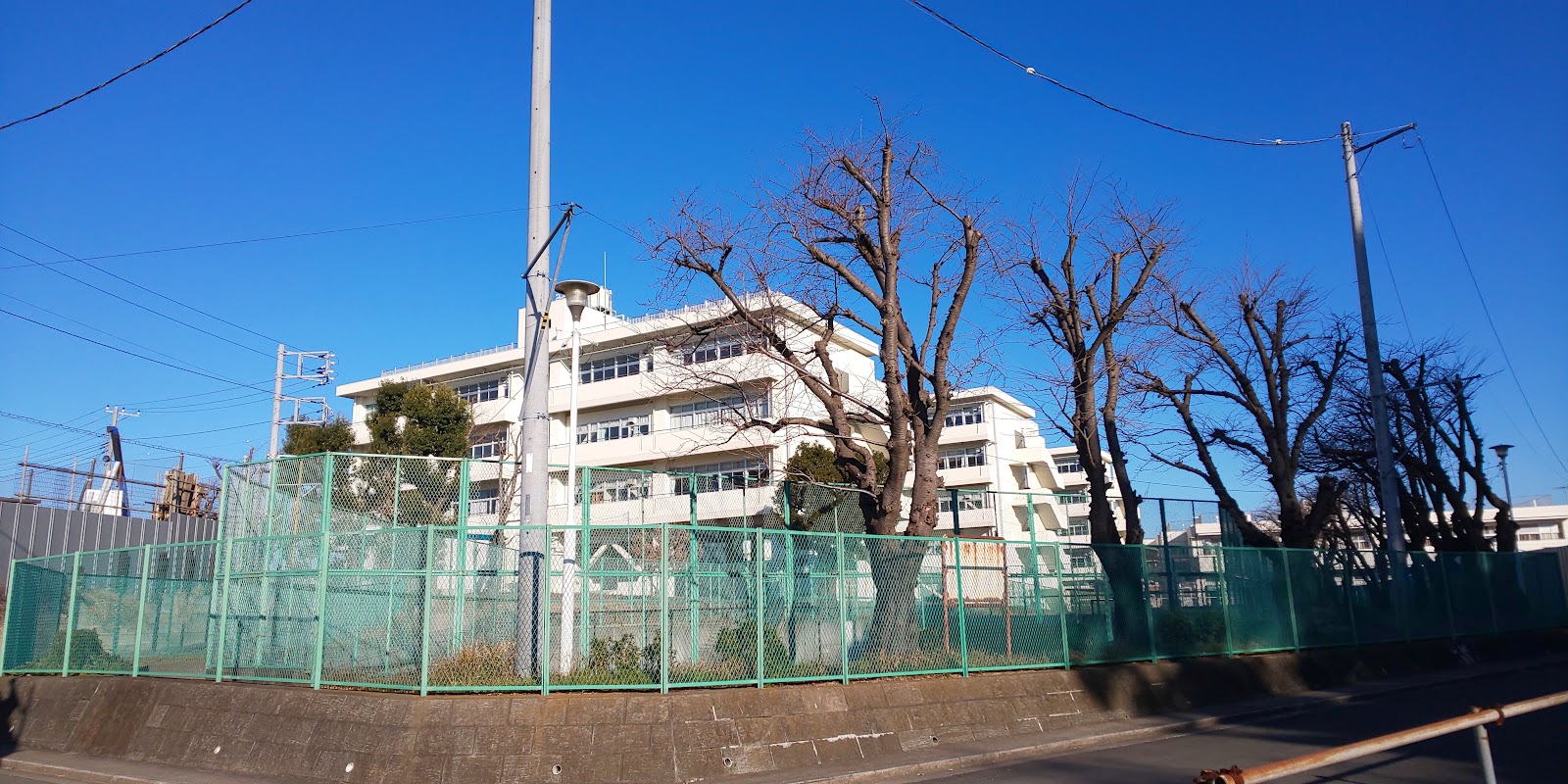 上飯田中学校の写真