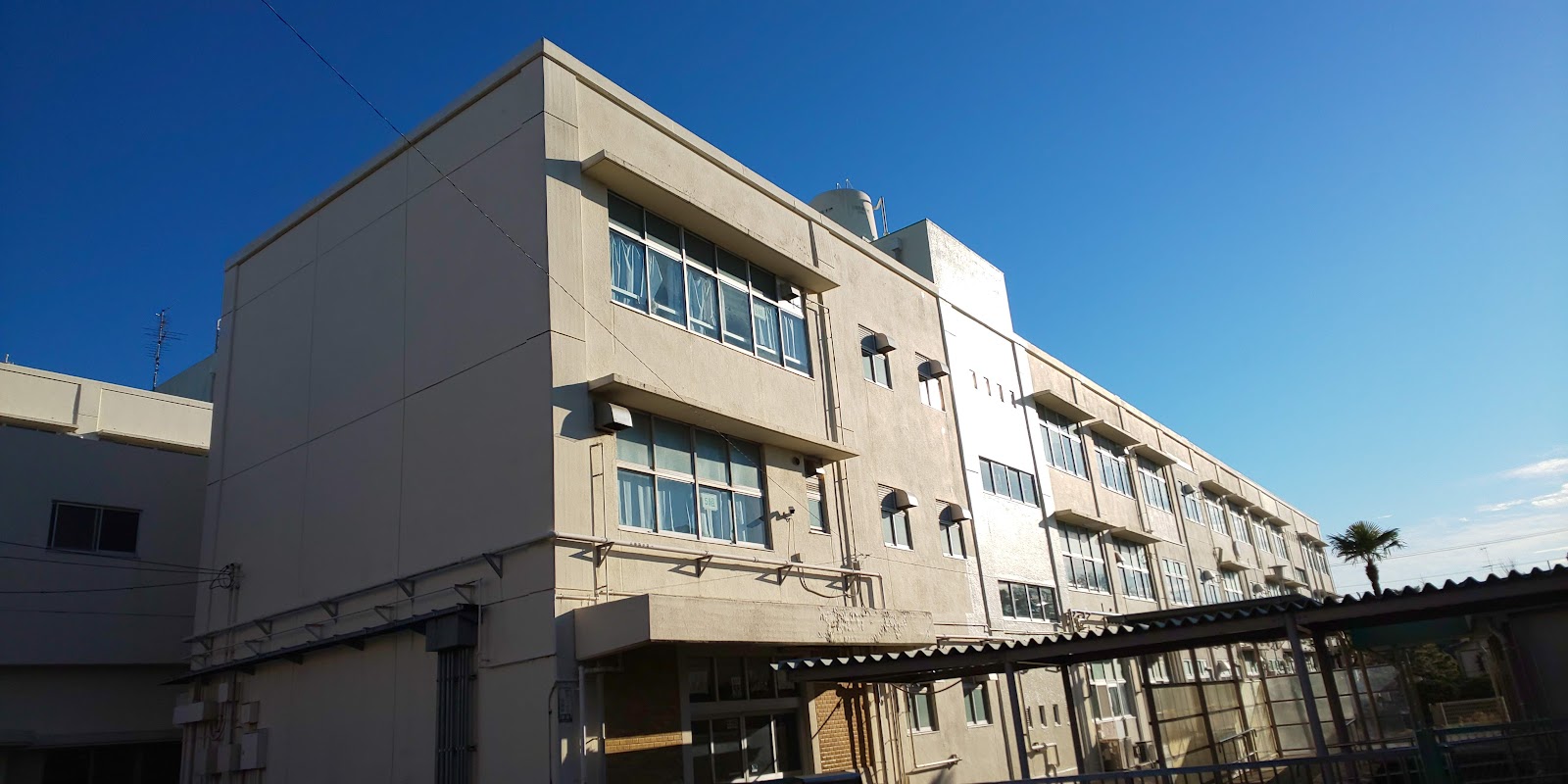 上飯田小学校の写真
