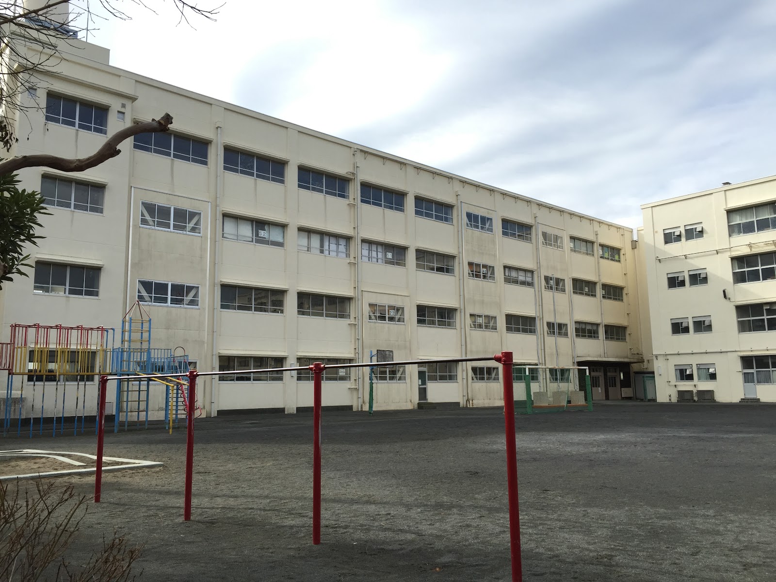 深谷小学校の写真