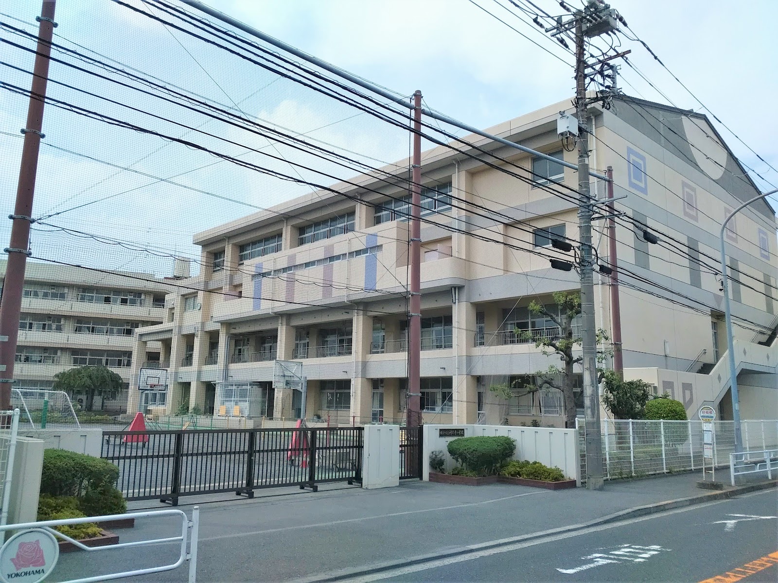 神大寺小学校の写真