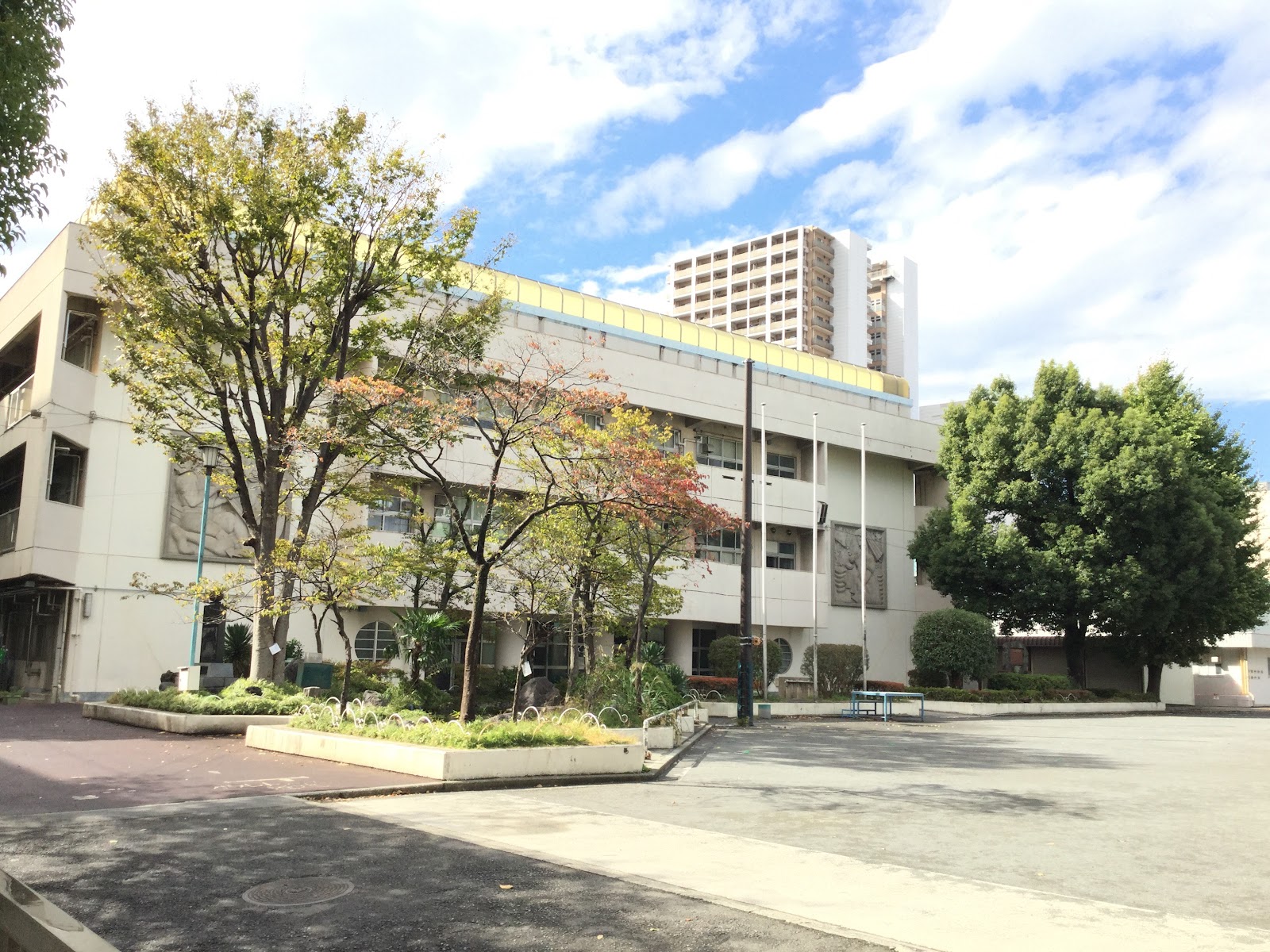 神奈川小学校の写真